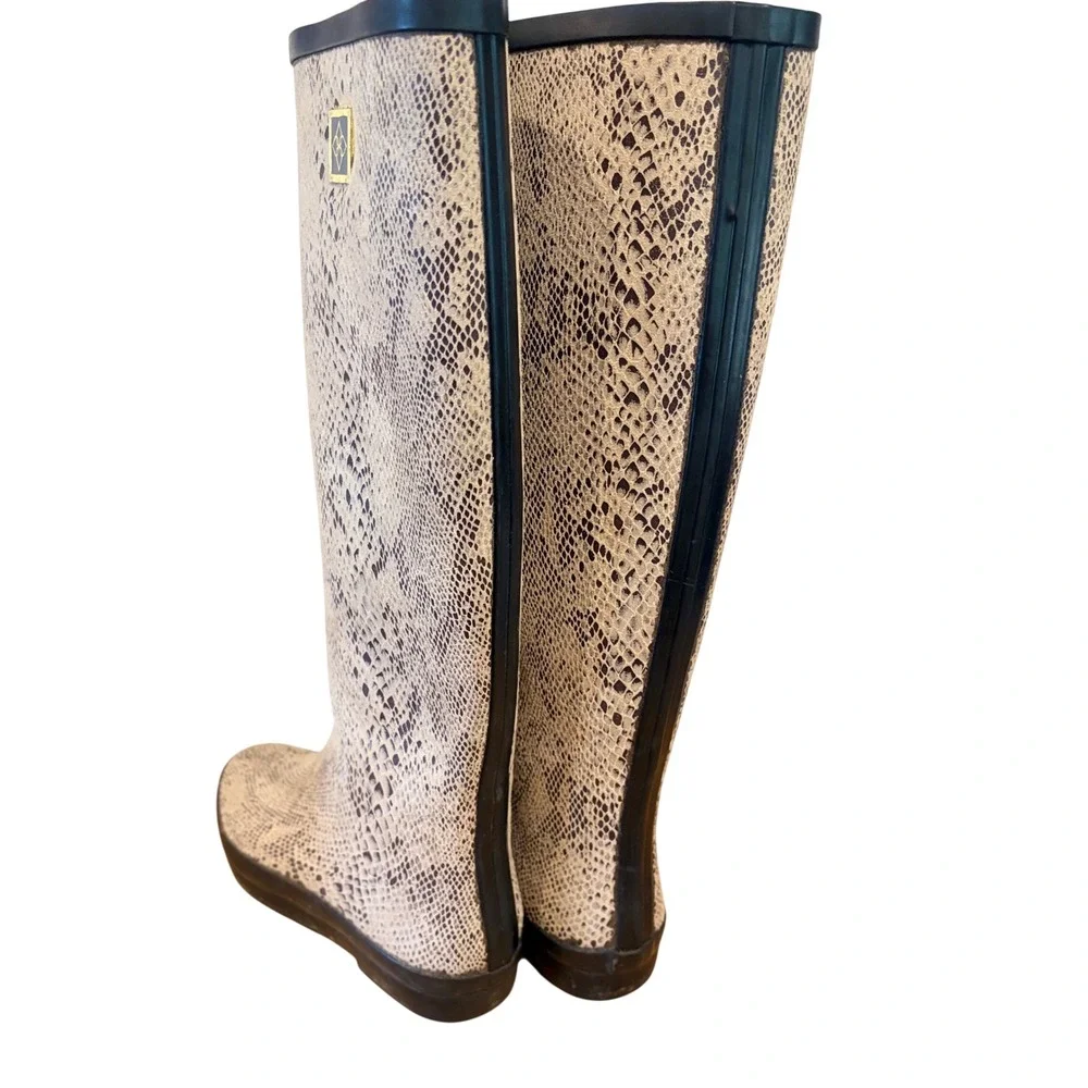 däv snakeskin print
